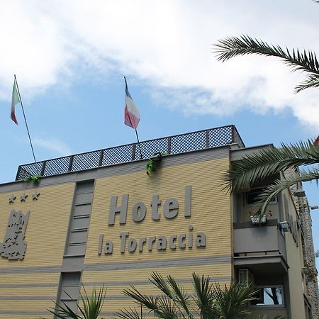 טרקיניה Hotel La Torraccia מראה חיצוני תמונה
