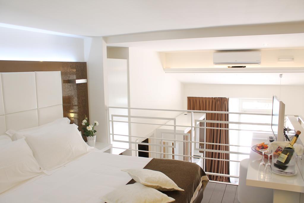 טרקיניה Hotel La Torraccia מראה חיצוני תמונה