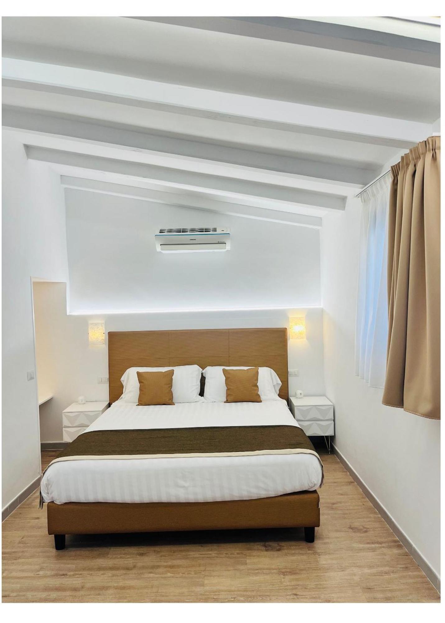 טרקיניה Hotel La Torraccia מראה חיצוני תמונה